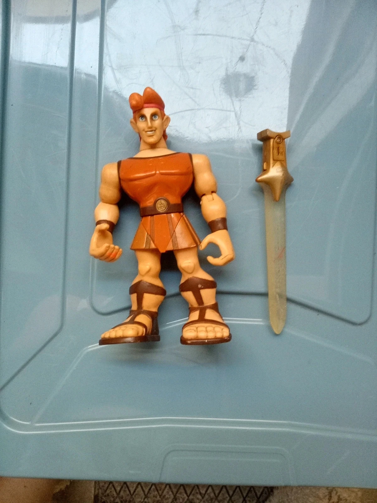 Figurine vintage Hercule Disney 1997 avec épée